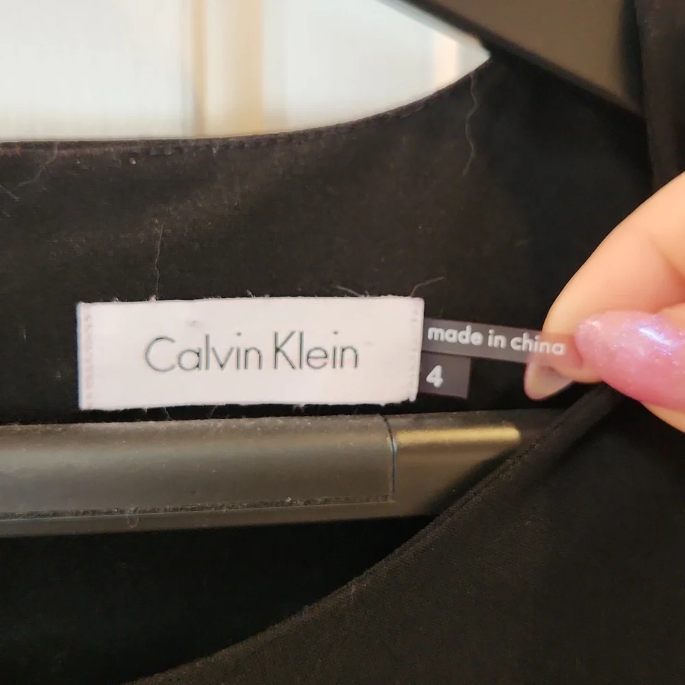 Calvin Klein Size 4 Black Dress - Picture 4 of 4